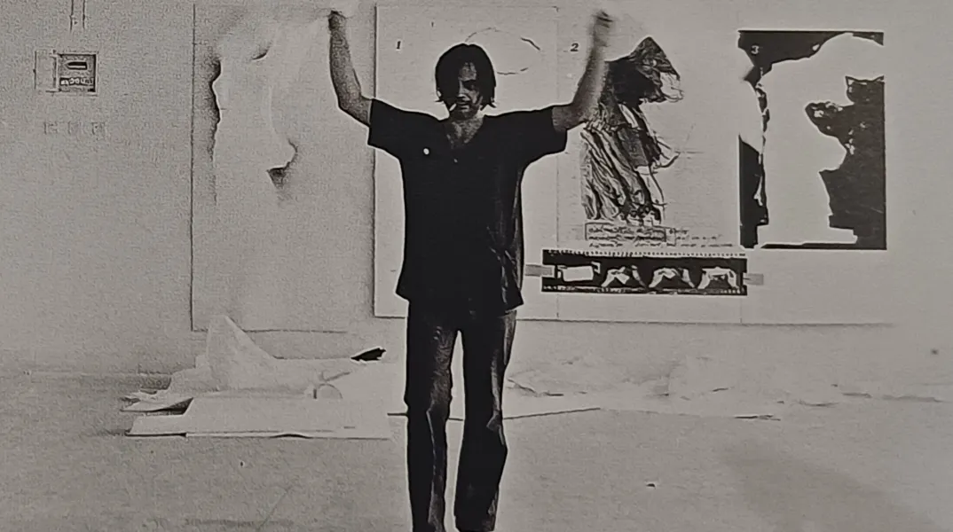Γιώργος Λαζόγκας, Νίκες-Παλίμψηστο, 1980, performance, Παρίσι Δωρεά Λεωνίδα Μπέλτσιου.