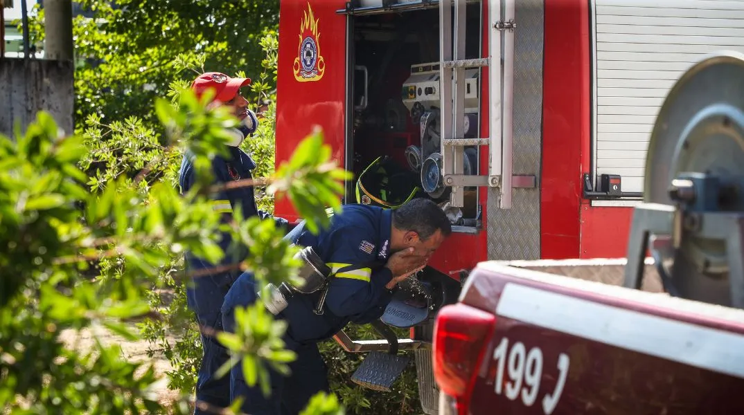 Θεσσαλονίκη: Γυναίκα μεταφέρθηκε στο νοσοκομείο με εγκαύματα μετά από φωτιά που εκδηλώθηκε σε διαμέρισμα στην Καλαμαριά