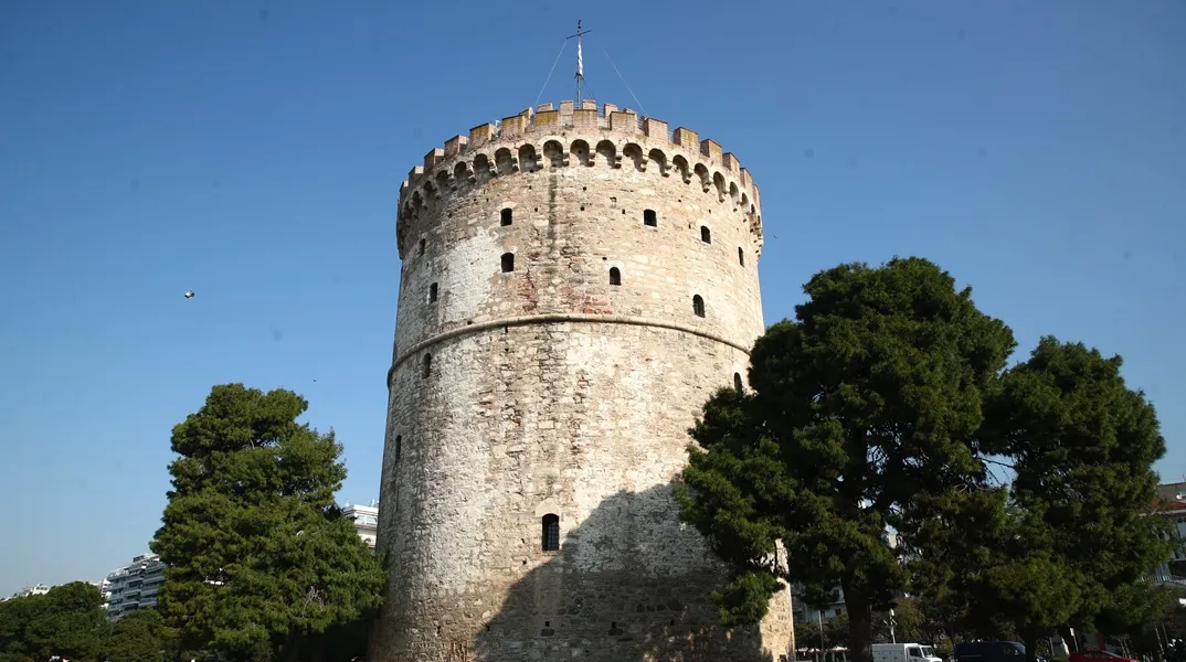 Θεσσαλονίκη: Παρατείνεται το ωράριο λειτουργίας του Λευκού Πύργου