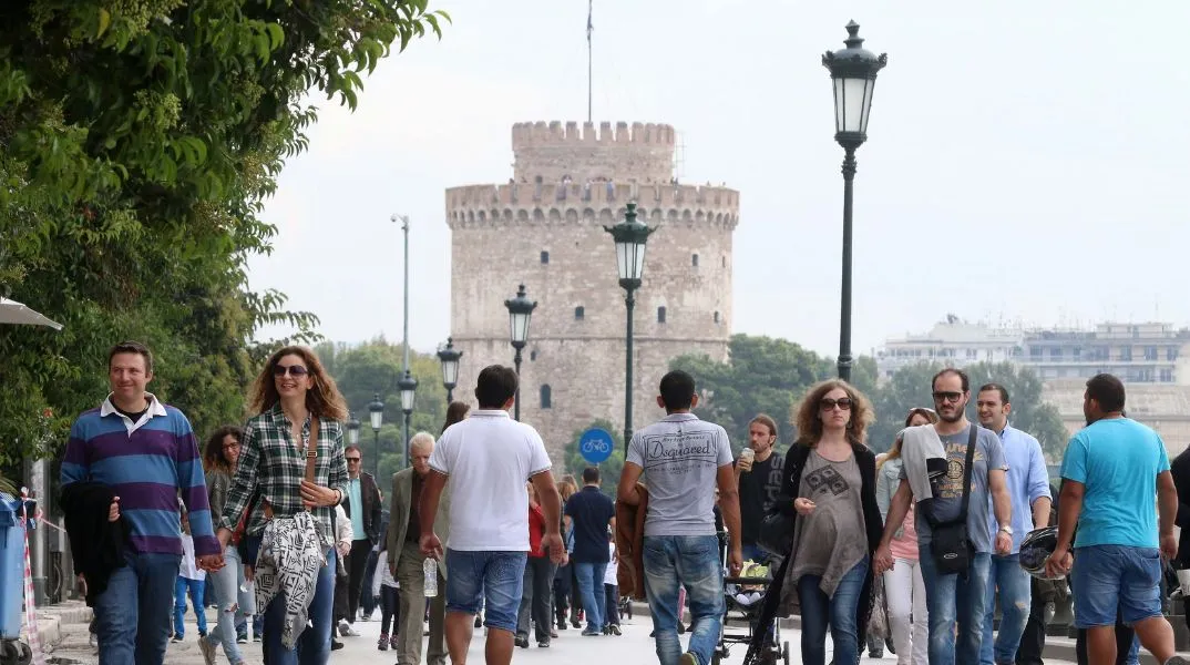 Θεσσαλονίκη: Πιλοτική πεζοδρόμηση στη Λεωφόρο Νίκης την Κυριακή - Δείτε τις ώρες, τις εναλλακτικές διαδρομές και τις αμφιδρομήσεις.
