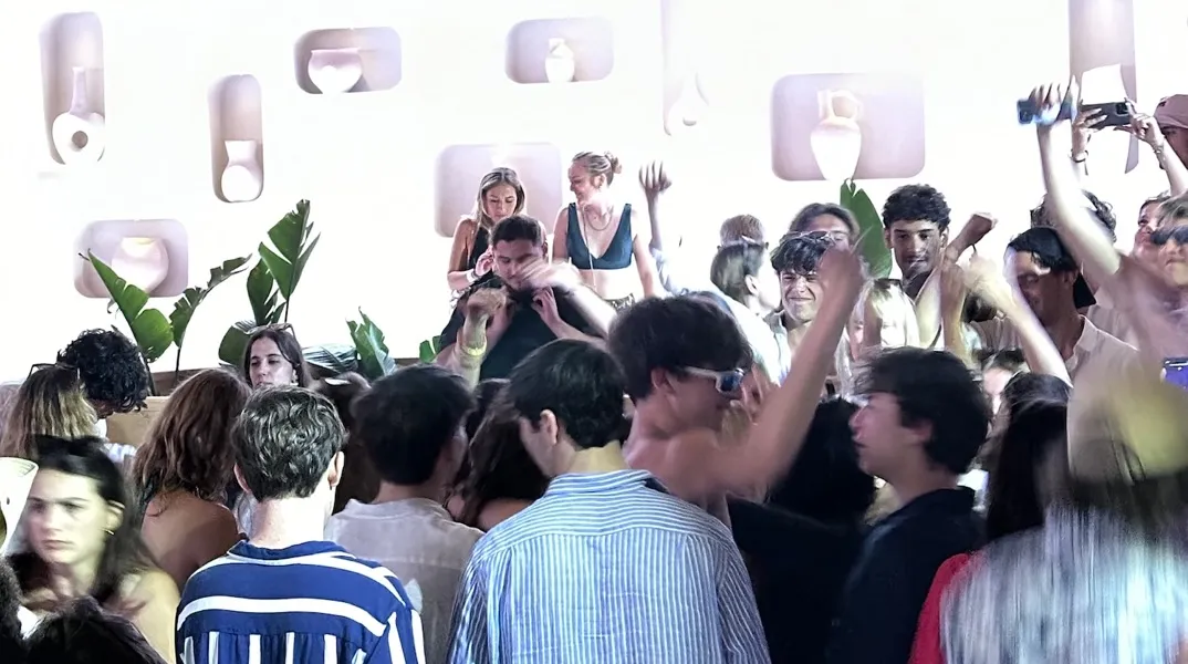 DJ Srek: Όταν το Shazam παίρνει φωτιά και η νύχτα αρνείται να τελειώσει