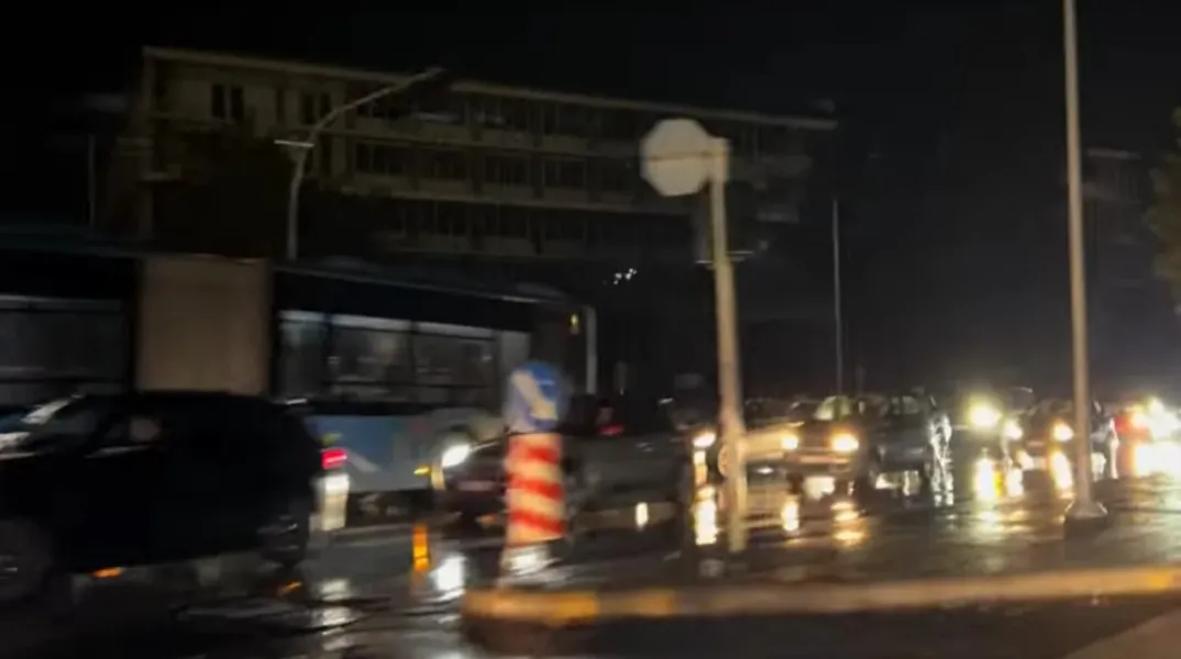 Μπλακ άουτ στο κέντρο της Θεσσαλονίκης: Χωρίς ρεύμα ξύπνησαν οι κάτοικοι