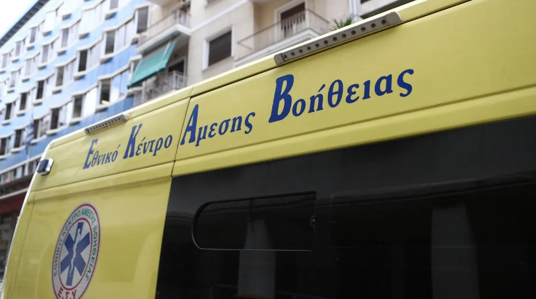 Σοβαρό εργατικό ατύχημα σημειώθηκε στο λιμάνι Θεσσαλονίκης, όταν 54χρονος εργάτης καταπλακώθηκε από κοντέινερ - Mεταφέρθηκε τραυματισμένος στο νοσοκομείο