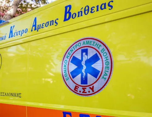 76χρονη λουόμενη ανασύρθηκε νεκρή στην Ποτίδαια Χαλκιδικής - Μεταφέρθηκε στο Κέντρο Υγείας Νέων Μουδανιών, όπου επιβεβαιώθηκε ο θάνατός της