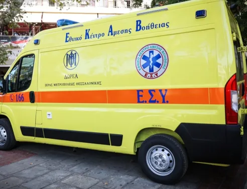 Χαλκιδική: Νεκρός άνδρας που καταπλακώθηκε από το αυτοκίνητό του στην αυλή του σπιτιού του