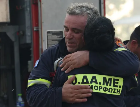 Ο πρόεδρος του Ιατρικού Συλλόγου Χαλκιδικής τονίζει ότι στη φωτιά της Σίβηρης δεν χάθηκε ανθρώπινη ζωή και ευχαριστεί όσους συνέδραμαν - Στήριξη σε πληγέντες