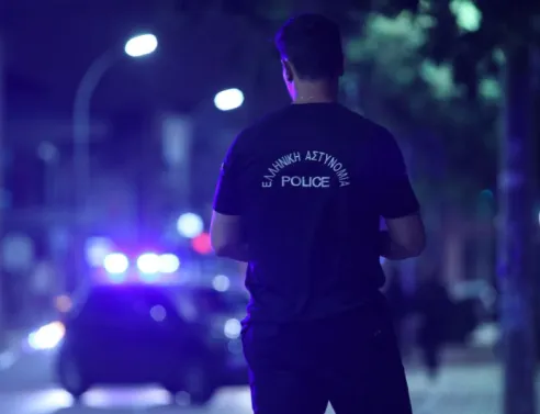 Συνολικά 17 αυτόφωρες συλλήψεις πραγματοποίησε η ΕΛ.ΑΣ. στη Θεσσαλονίκη για οδήγηση υπό μέθη, κλοπές, ναρκωτικά, παράνομα όπλα και εντάλματα.