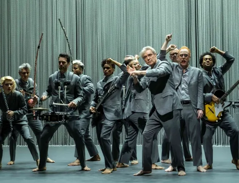 Η παράσταση «American Utopia» των David Byrne και Spike Lee για πρώτη φορά στη μεγάλη οθόνη στην Ελλάδα