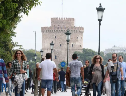 Θεσσαλονίκη: Πιλοτική πεζοδρόμηση στη Λεωφόρο Νίκης την Κυριακή - Δείτε τις ώρες, τις εναλλακτικές διαδρομές και τις αμφιδρομήσεις.