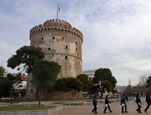 Σορός άνδρα εντοπίστηκε στον Θερμαϊκό - Το Λιμεναρχείο Θεσσαλονίκης απευθύνει έκκληση στους πολίτες για την αναγνώριση των στοιχείων του.
