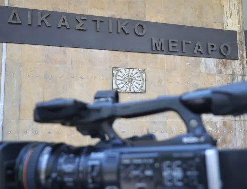 Σε νέα δίκη οδηγείται η 39χρονη για τον βιασμό της μητέρας της, λίγους μήνες πριν την απαγωγή 10χρονης - Κατηγορείται και για επίθεση σε 22χρονη φοιτήτρια.